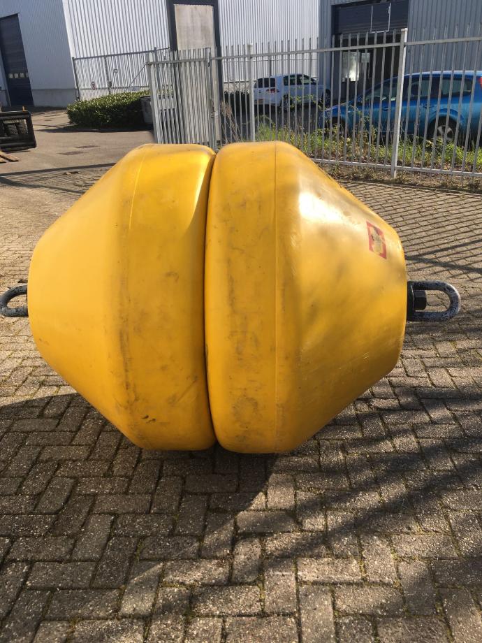 Resinex PEM 13x1500 NB 1050RG SW Mooring support buoy