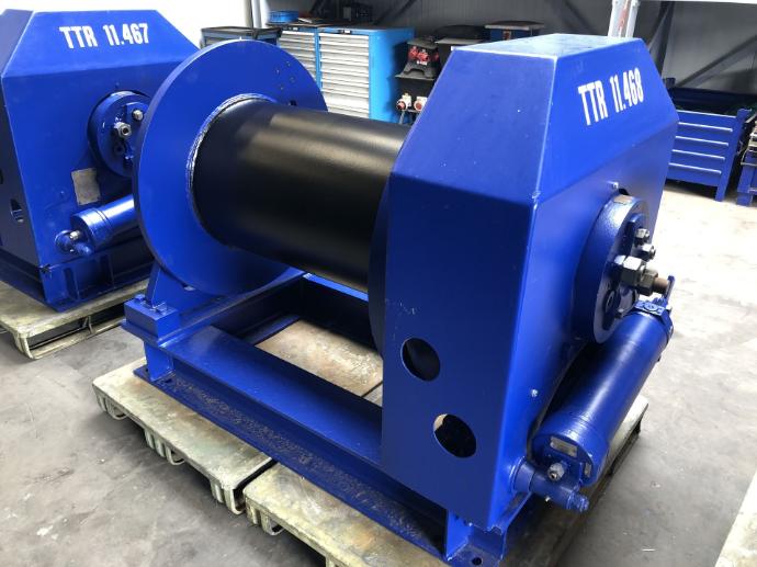 [5929] 15 ton DGN hydraulic winch 