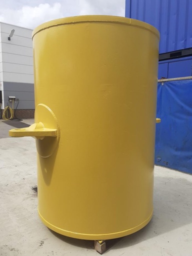 [17379] Steel pennant buoy 1540 x 2150 type pad eyes / cruciform