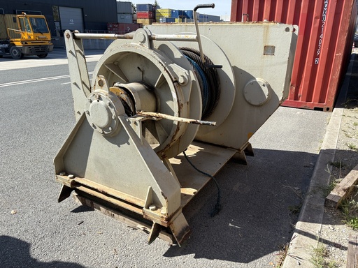 [27321] 20 ton Robert Nyblad hydraulic mooring winch