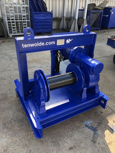 [5756] 2,8 ton MC 2800 electric winch